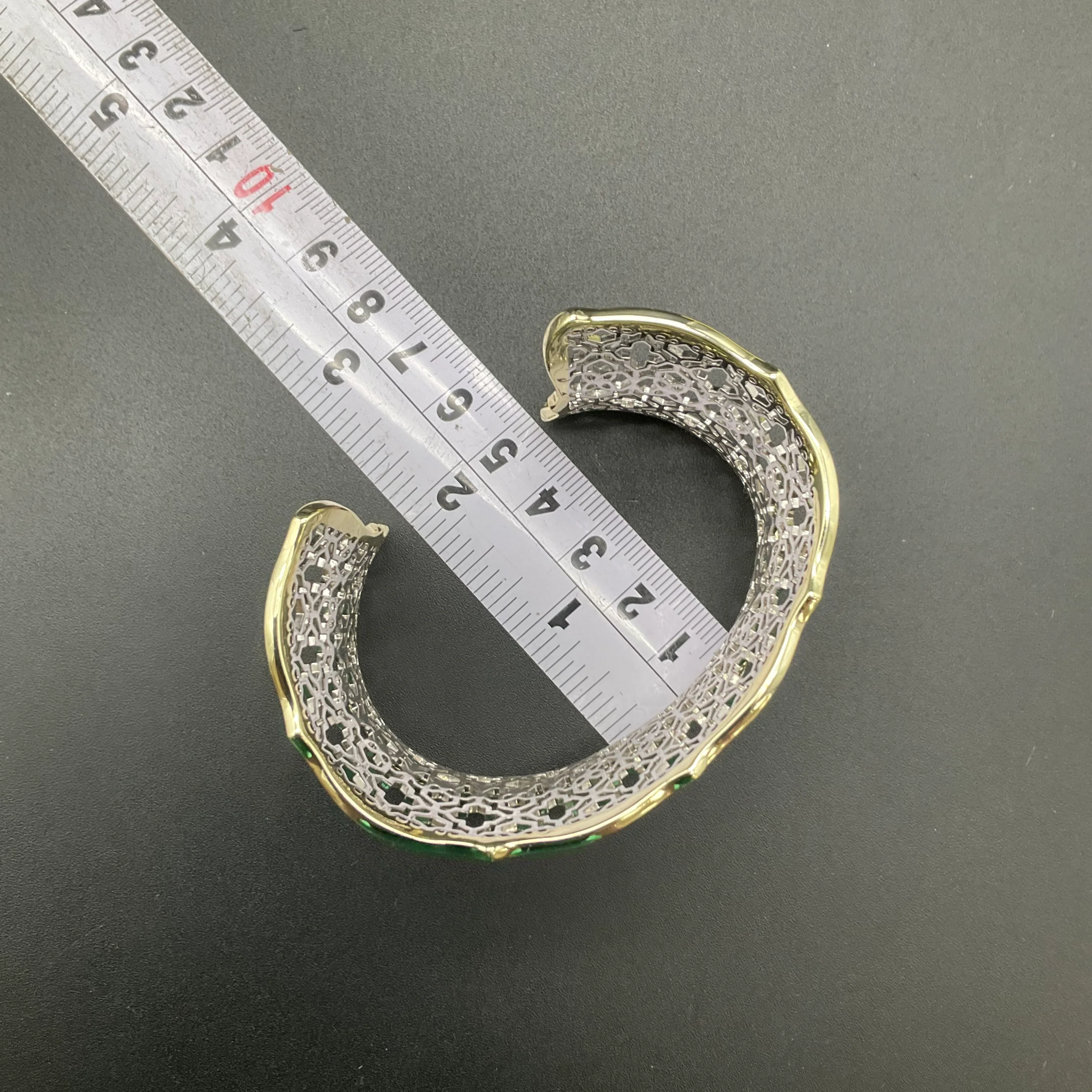 Kendra Scott Two Tone Wide Filigree Openwork Moroccan Lattice Cuff Bracelet - Image 9
