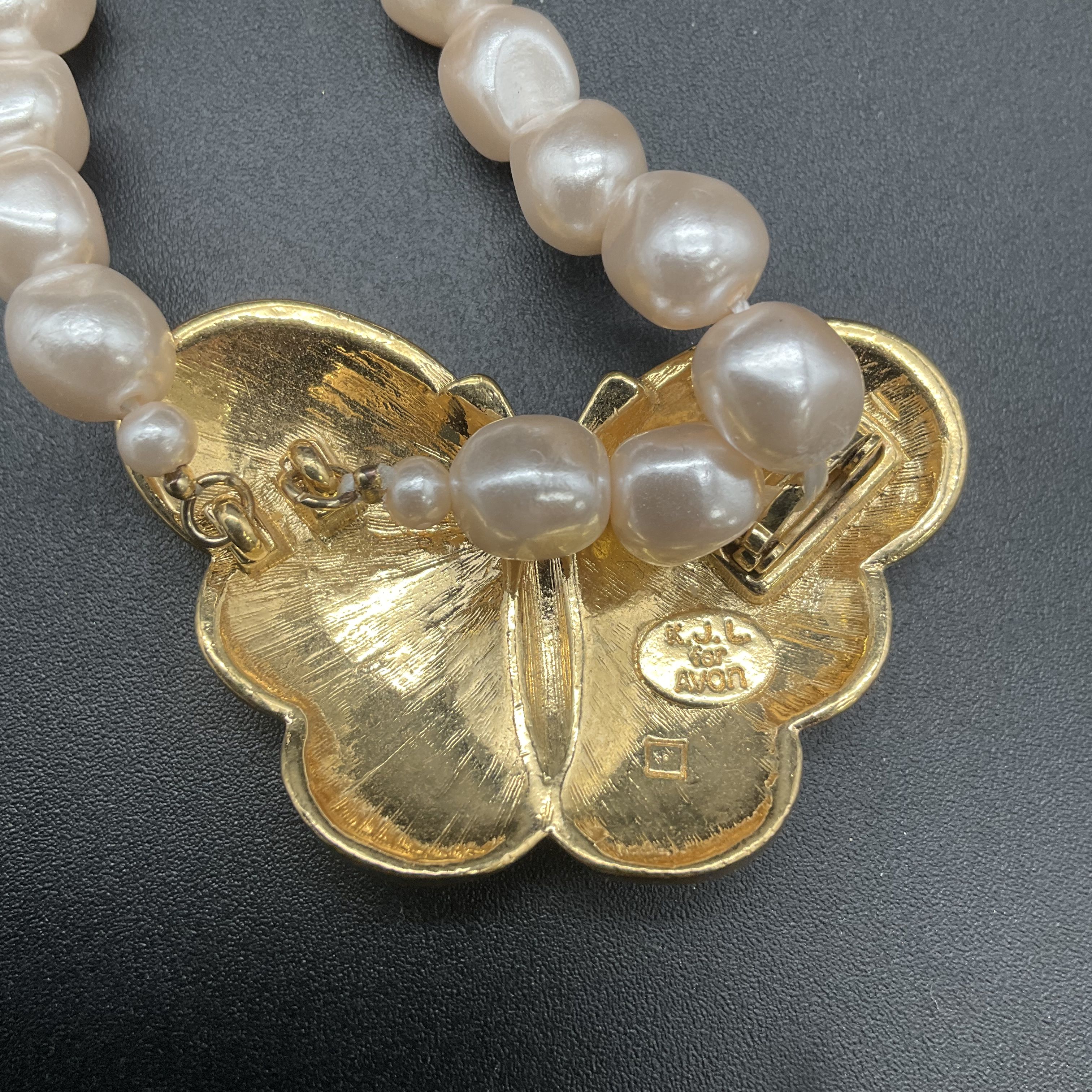Kenneth Jay Lane for Avon Faux Pearl Butterfly Enhancer Necklace Vintage - Image 3