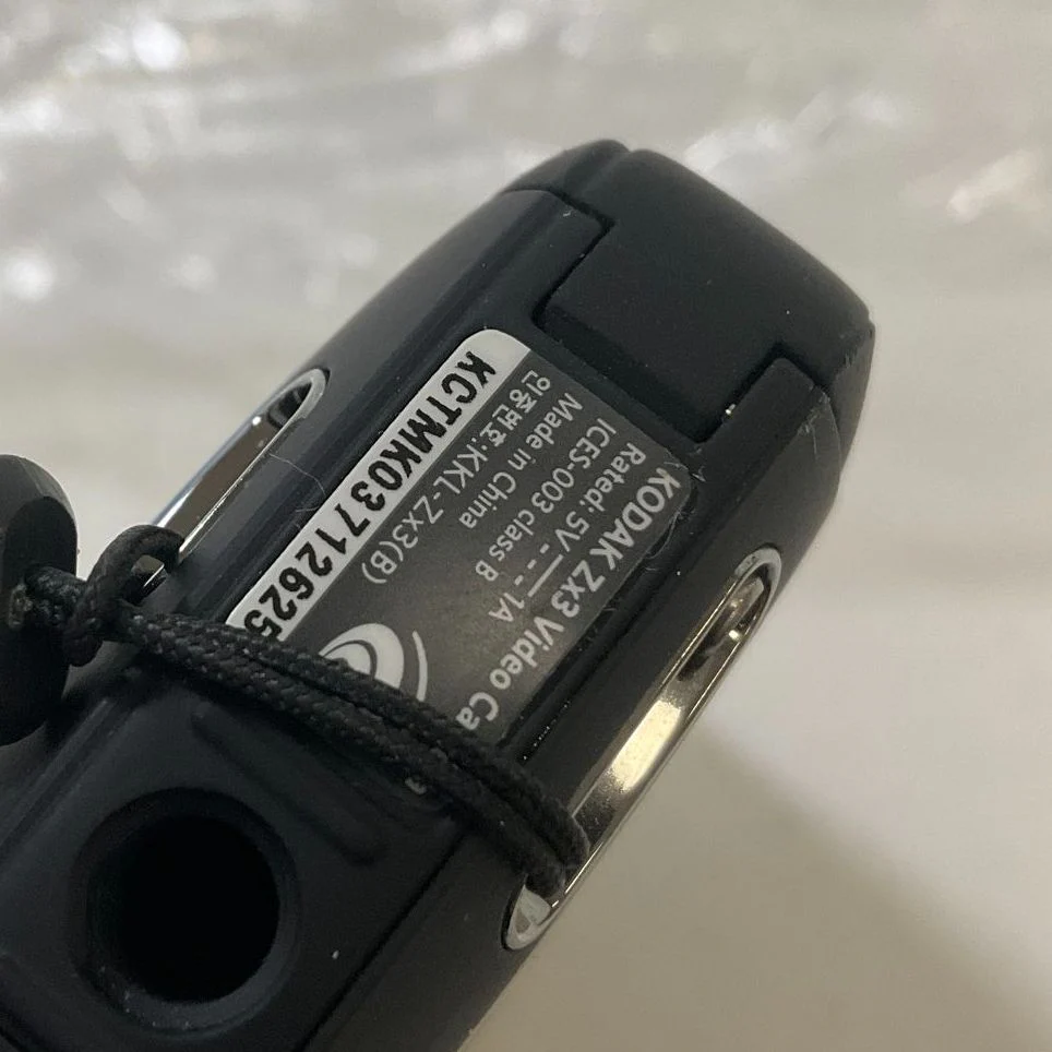 Kodak Play Sport Zx3 HD Waterproof Pocket Camera 5Mp 1080p Will Not Hold Charge - Image 9
