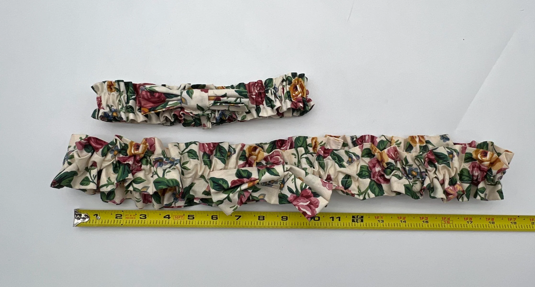 Longaberger Basket Accessories Lot 8 Pieces Liners Garters Napkins Floral Leaf - Image 4