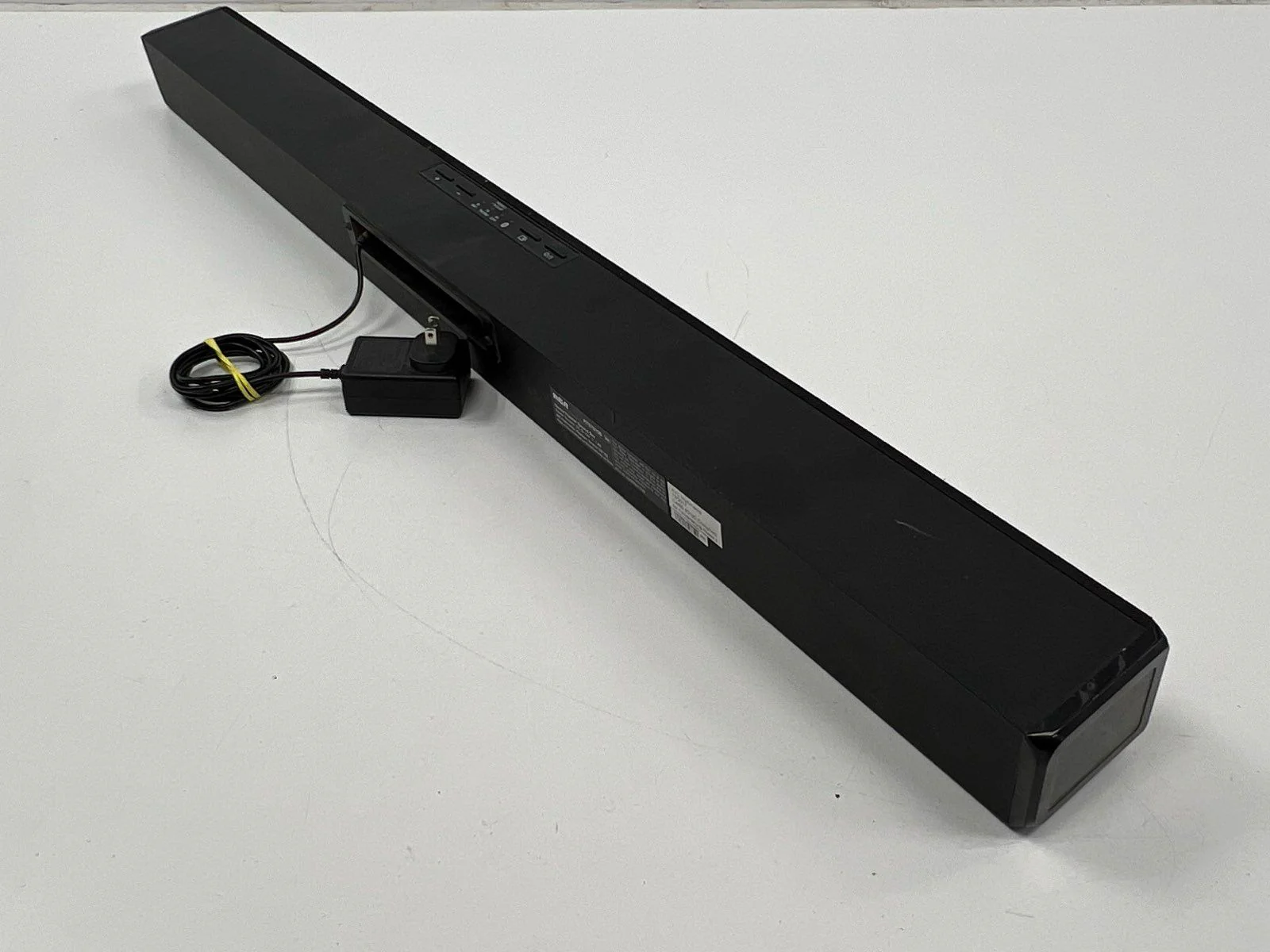 RCA RTS7010B Home Theater Sound Bar Bluetooth 37-Inch Tested - Image 4