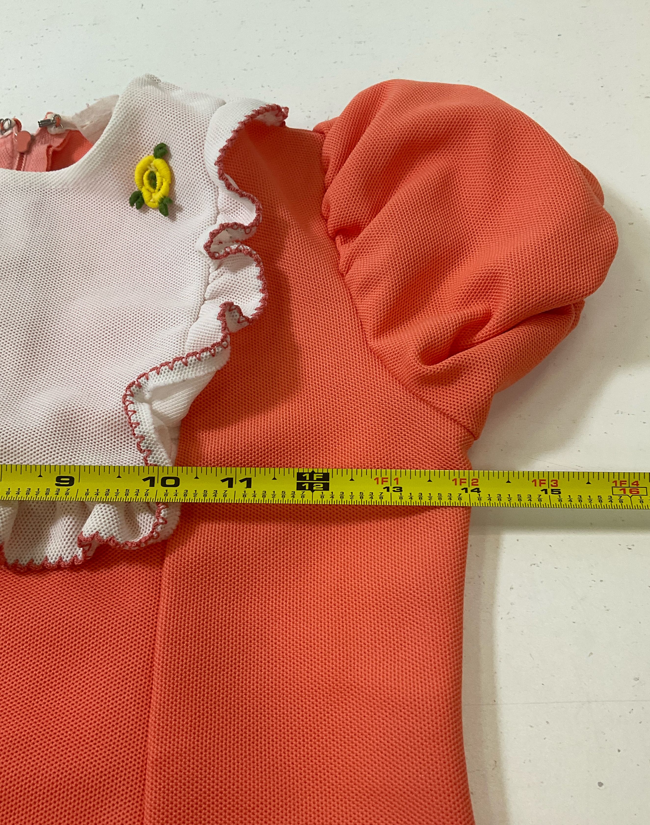Vintage Girl's Orange Puff Sleeve Polyester Dress White Ruffle Trim Sz 28 Chest - Image 8