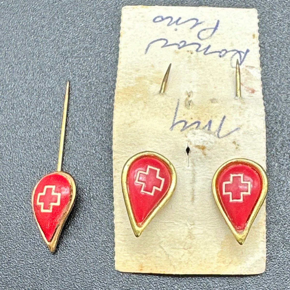 Vintage Jewelry Pin Lot 12pc American Defense Medal AFL-CIO Red Cross Military - Image 8