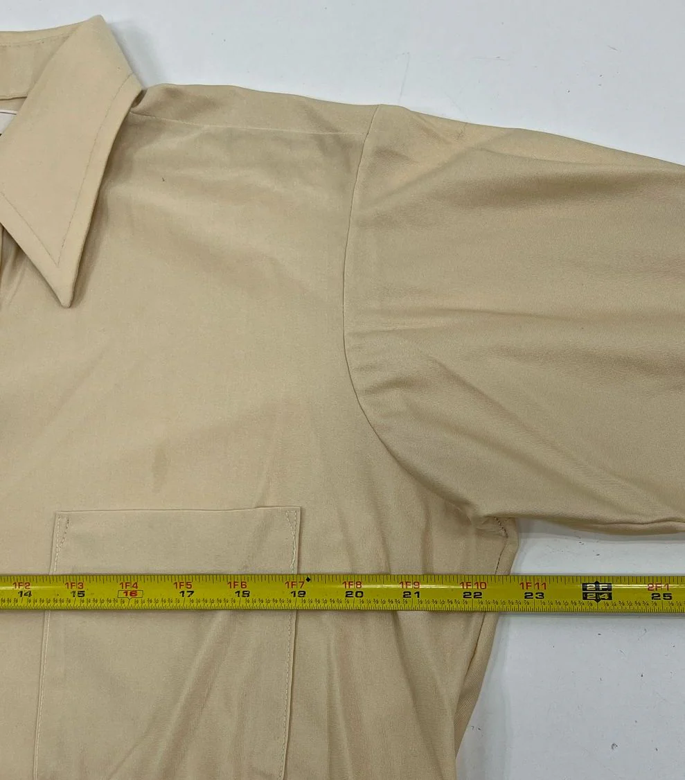 Vintage Men's Van Heusen Van Q Tan Nylon Long Sleeve Button Up Shirt Size 16/33 - Image 6