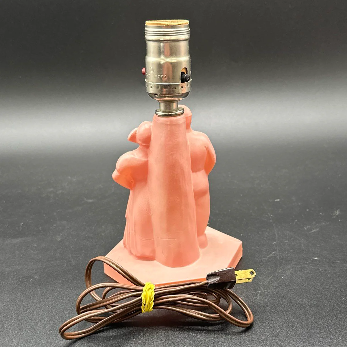 Vintage Mid Century Pink Plastic Table Lamp Dutch Boy Girl Windmill Theme Tested - Image 4